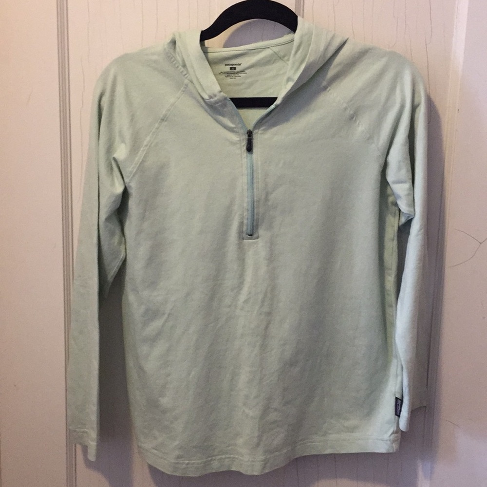 Patagonia Quarter Zip mint green small hood